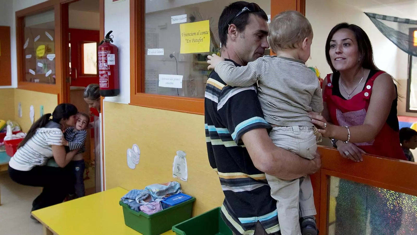 La comunicació família-escola, clau en la primera infància ‘La llibreta viatgera’, una eina per estar al dia