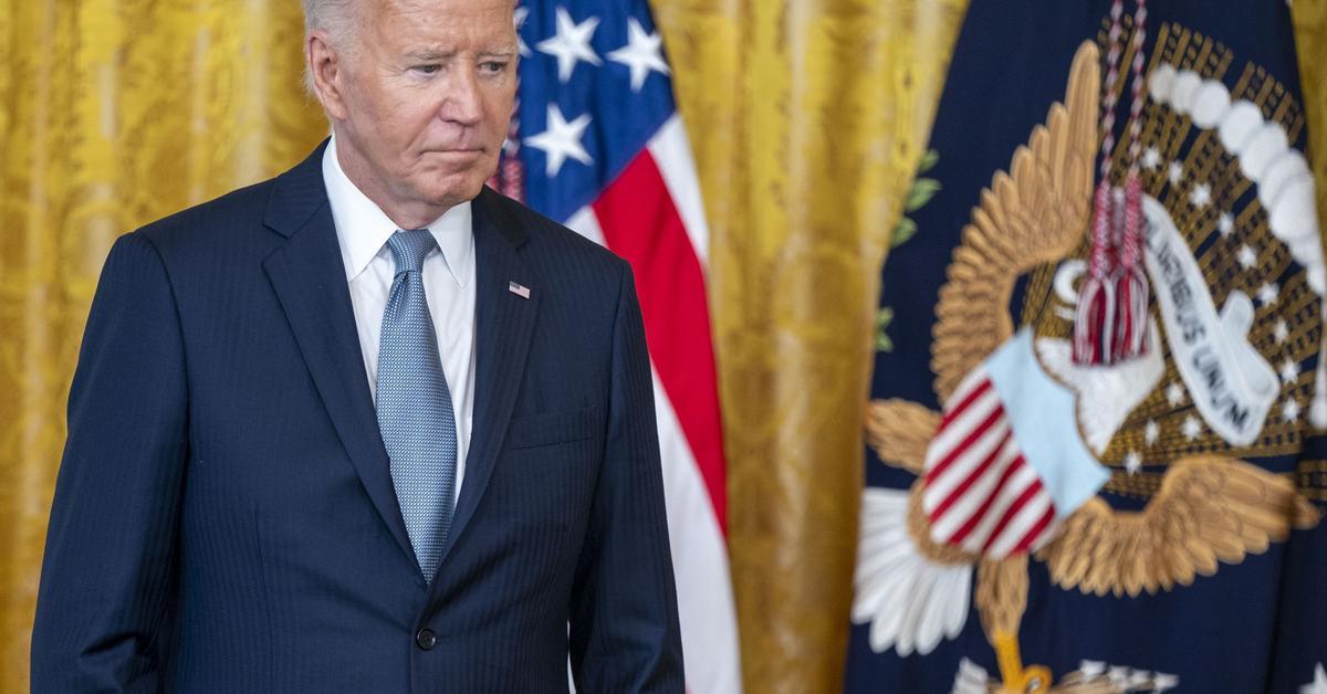 バイデン氏はカマラ・ハリス氏を「トランプ副大統領」と呼び、自身の立候補を擁護し続けている。