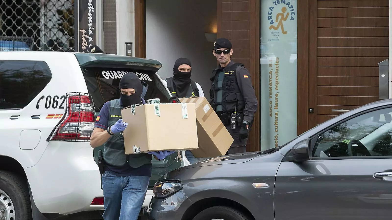 Operatiu policial contra els CDR a les portes de la sentència de l’1-O