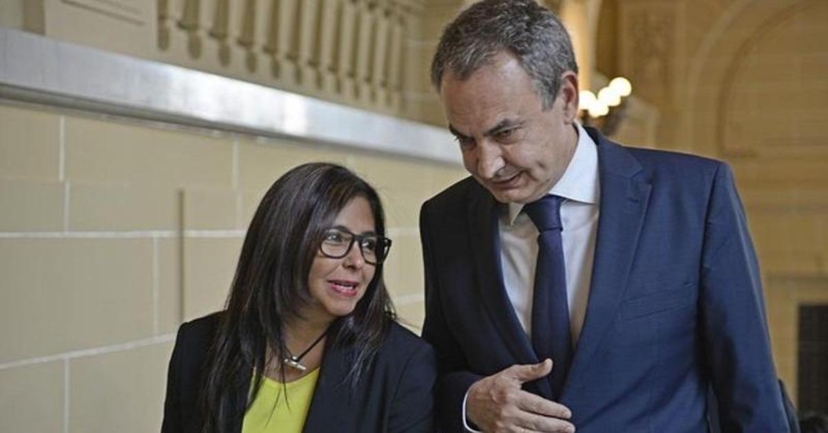 La sorprenent imputació de l'expresident espanyol José Luis Rodríguez Zapatero per un delicte de tràfic d'influències amb relació al rescat de la companyia aèria...