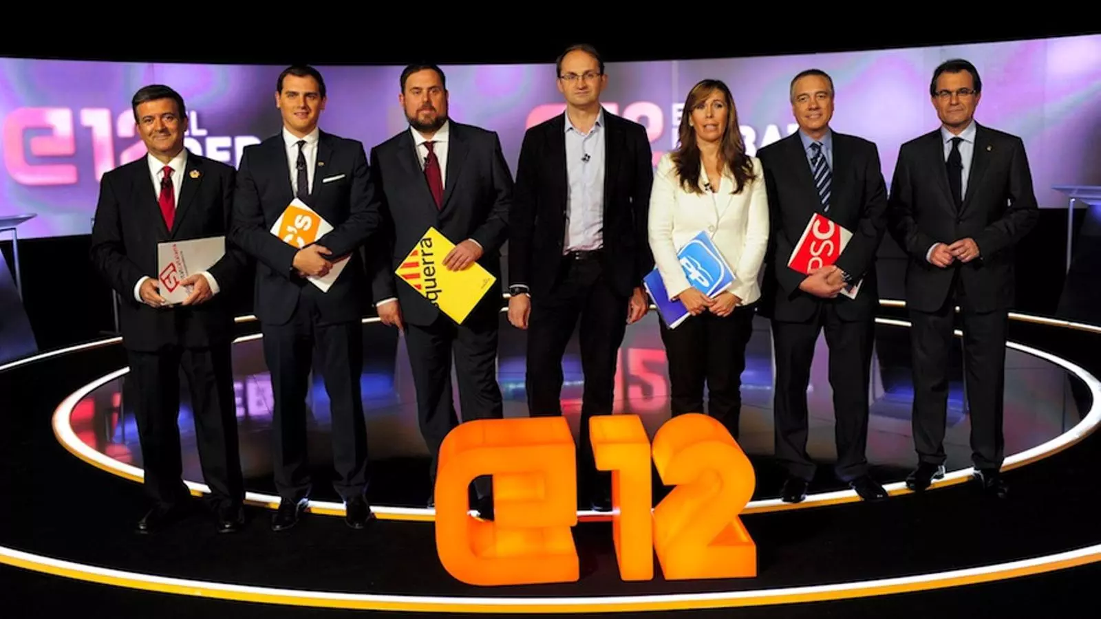 Els candidats a les eleccions del 25-N, fotografiats abans de començar el debat a TV3 / EFE