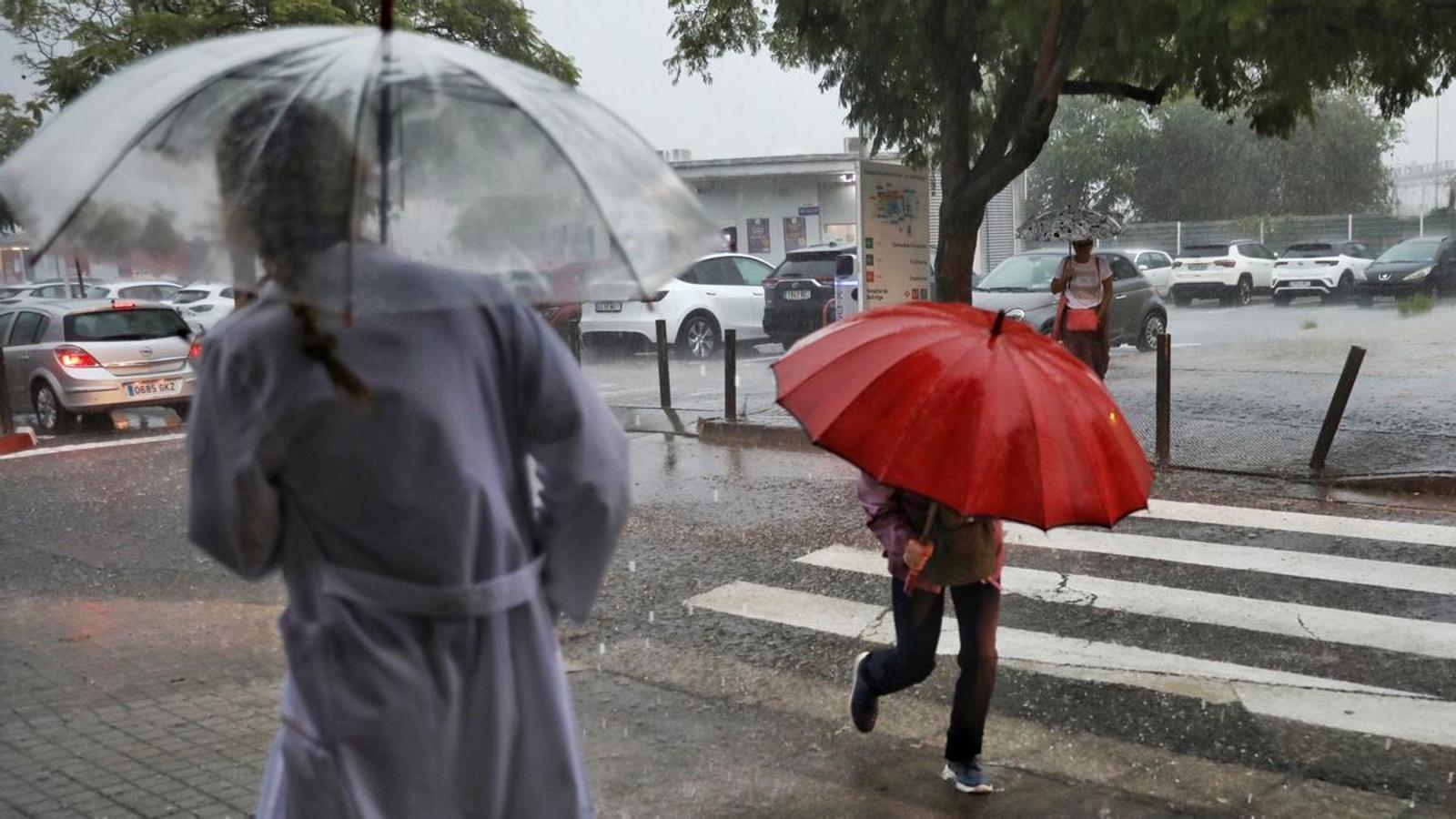 Intense rain in Barcelona