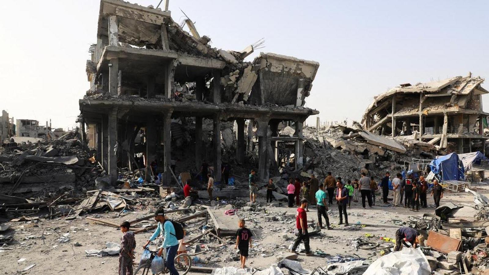 Israeli attack next to a refugee camp in Jabalia, in the north of the Gaza Strip.