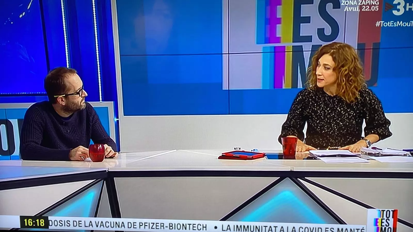 Captura del moment en què Helena Garcia Melero conversava amb el doctor Pere Soler