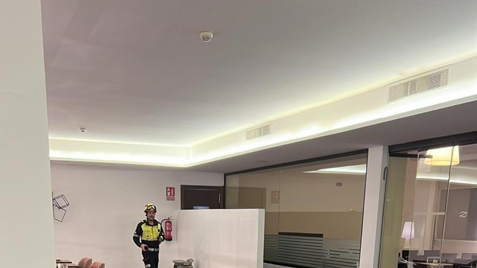 Teil des Esszimmers eingestürzt.