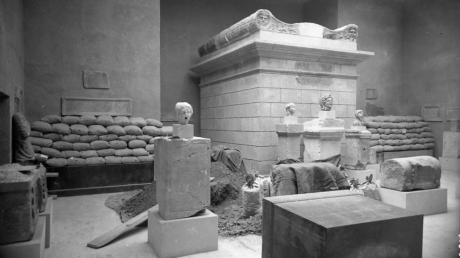 Els cinc dies que van salvar el patrimoni arqueològic català