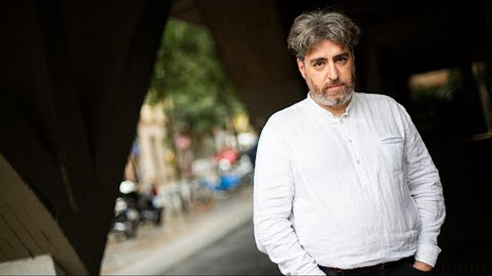 Entrevista d'Antoni Bassas a Àlex Guitérrez