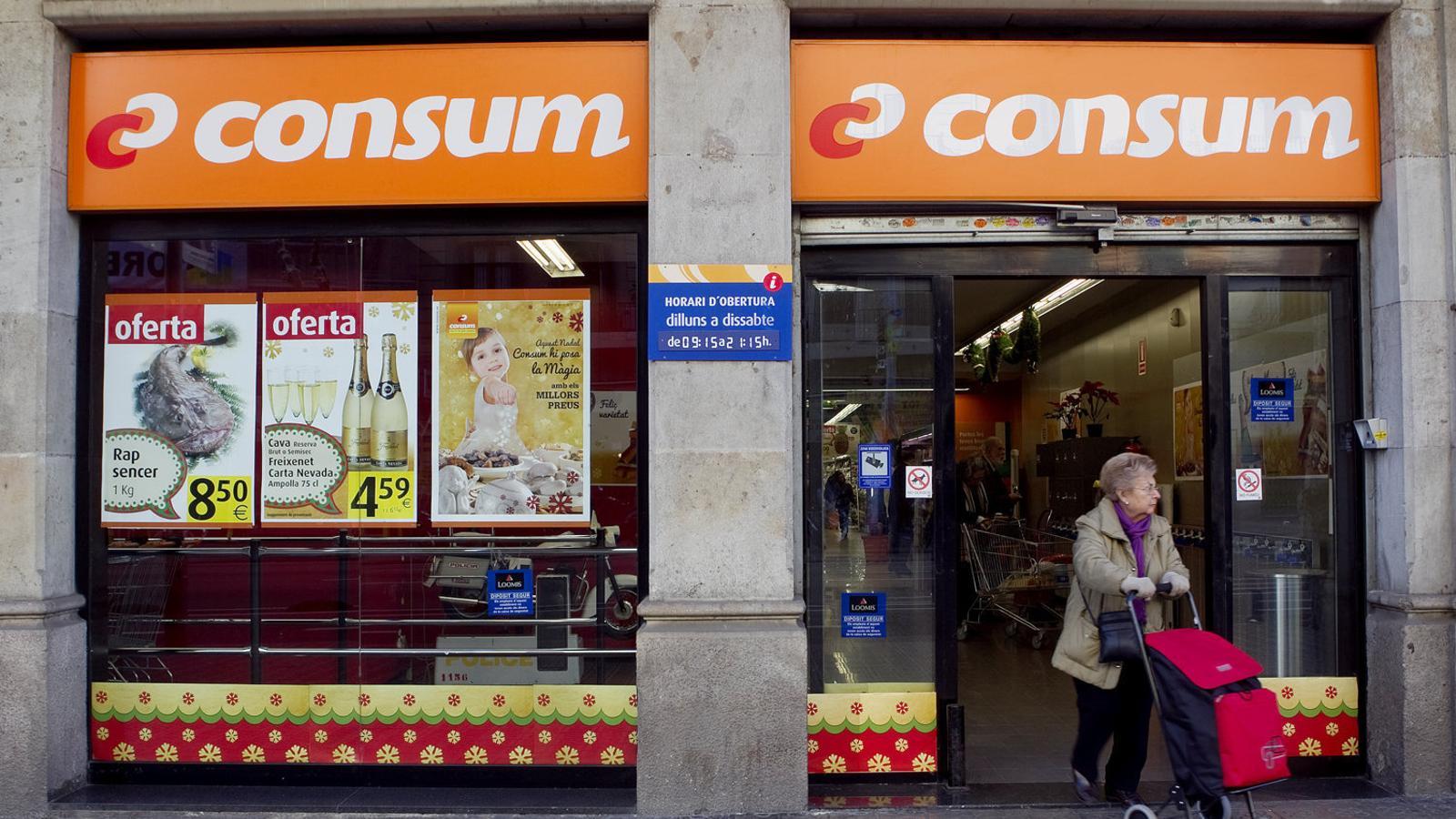 La cooperativa Consum deja de etiquetar en valenciano