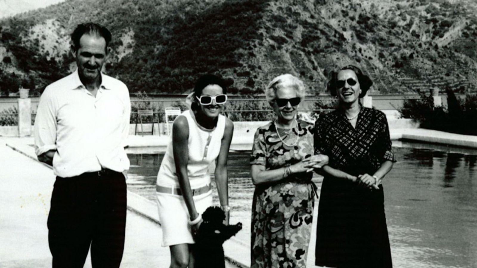 Mercè Rodoreda, in 1967, with Susina Amat, her daughter Anna Maria Saludes and the owner of the Fonda del Llac, in Coll de Nargó