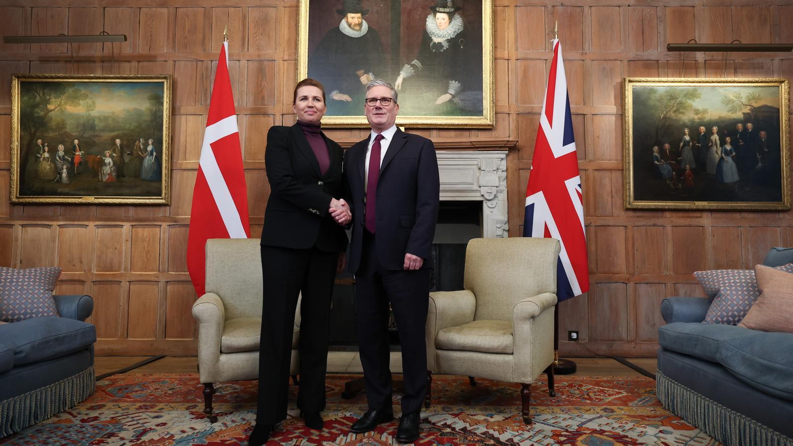 Danish Prime Minister Mette Frederiksen and British Prime Minister Keir Starmer at midday at Chequers, their country residence.