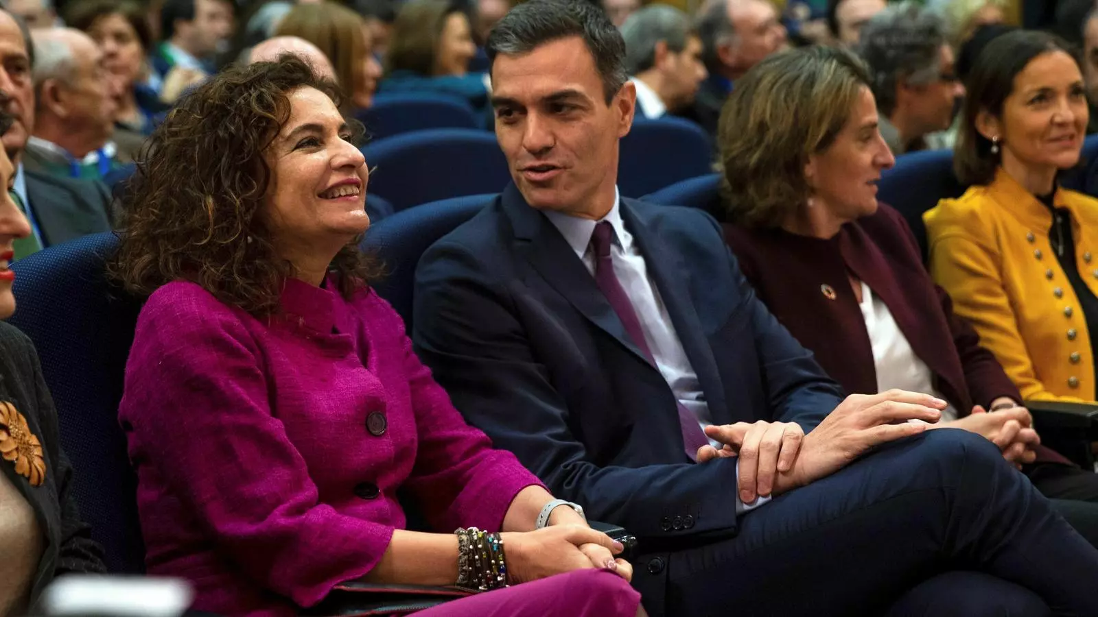 La ministra d'Hisenda, María Jesús Montero, i el president del govern, Pedro Sánchez, en una imatge recent.