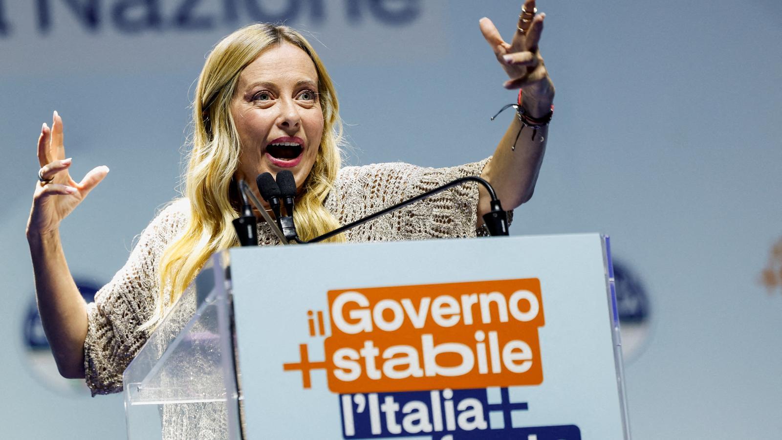 La primera ministra italiana, Giorgia Meloni, en un acto político en Bari el 4 de septiembre.
