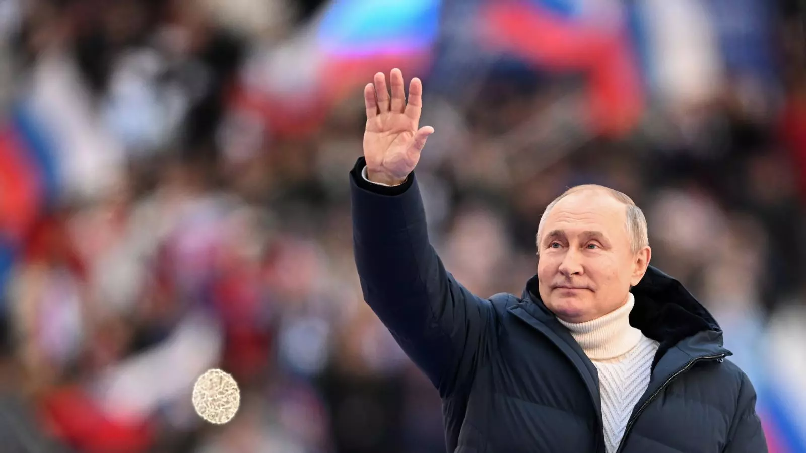 Putin, aclamat per milers de persones a Moscou, en el concert per commemorar l'aniversari de l'annexió de Crimea
