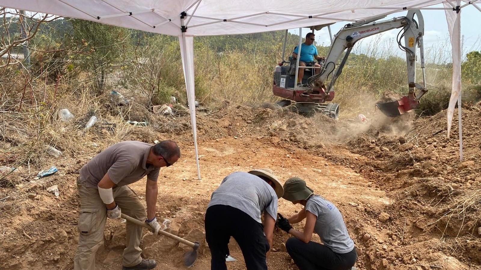 Start of excavations of the Son Servera pit