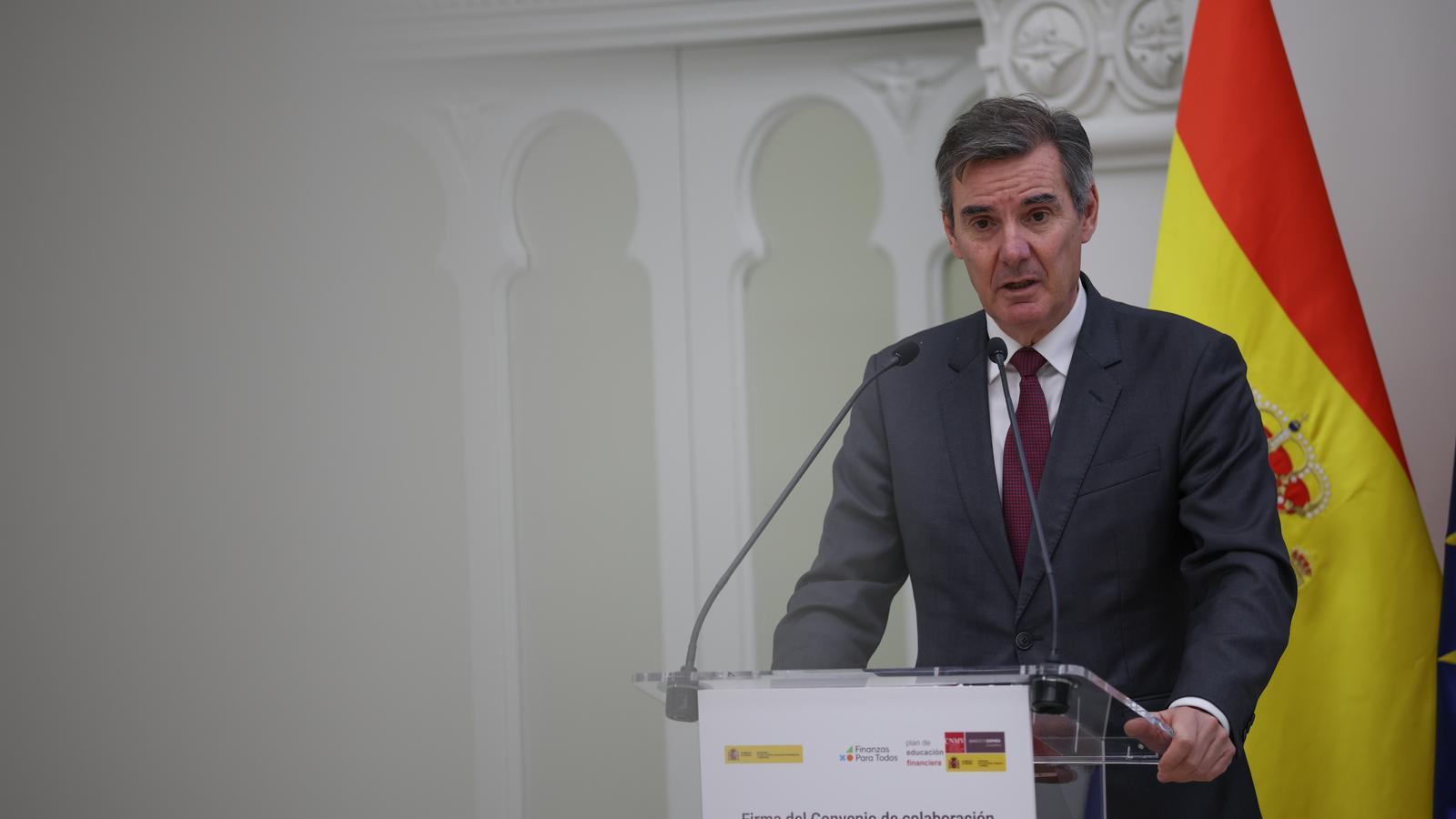 The president of the National Securities Market Commission, Carlos San Basilio