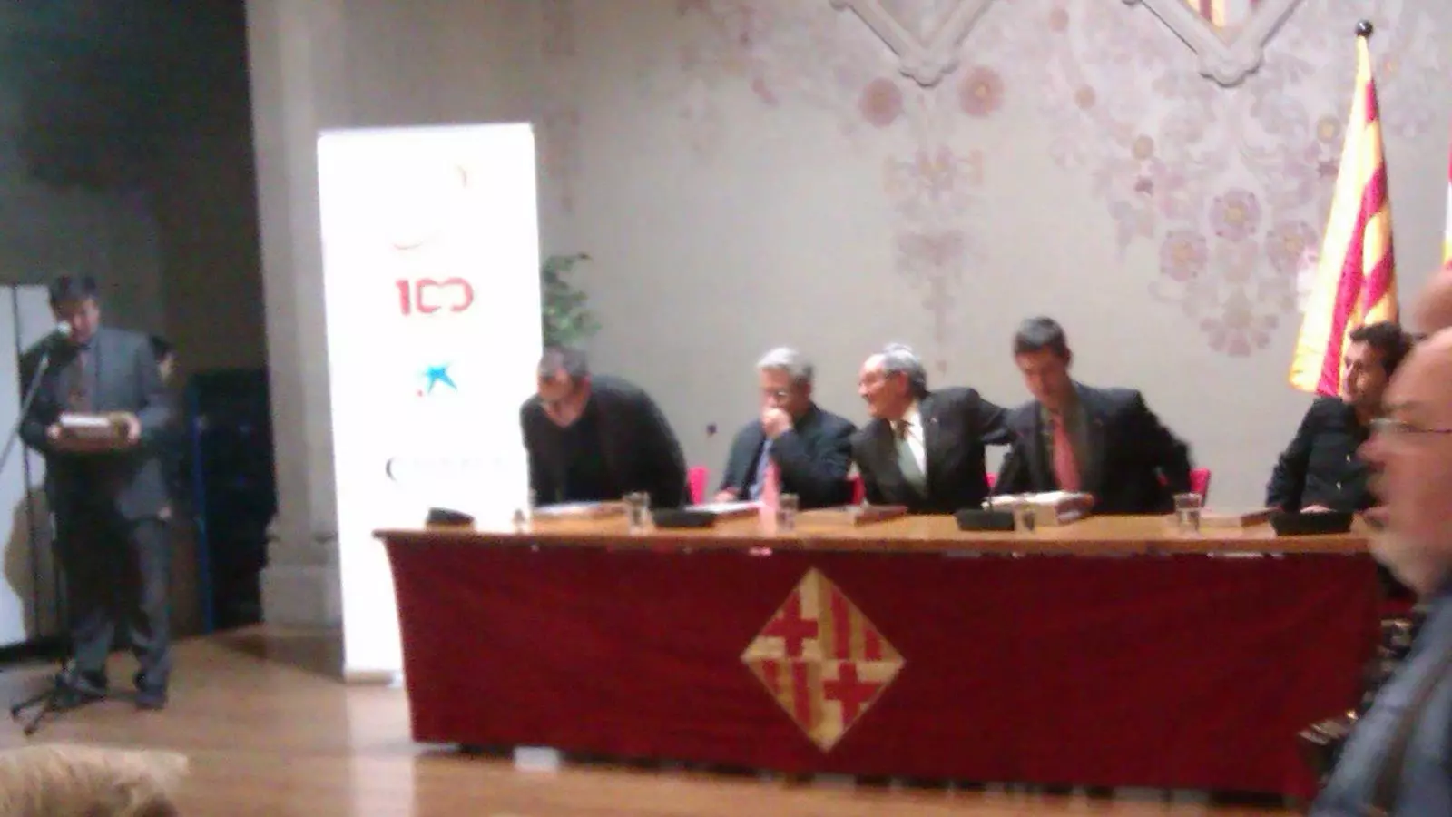 Rafael Vallbona, Rubén Peris i Xavier Trias a la presentació del llibre del centenari de la Volta a Catalunya