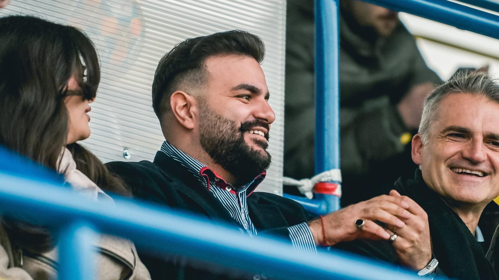 Sedrak Petrosyan is the current owner of Som Maresme.
