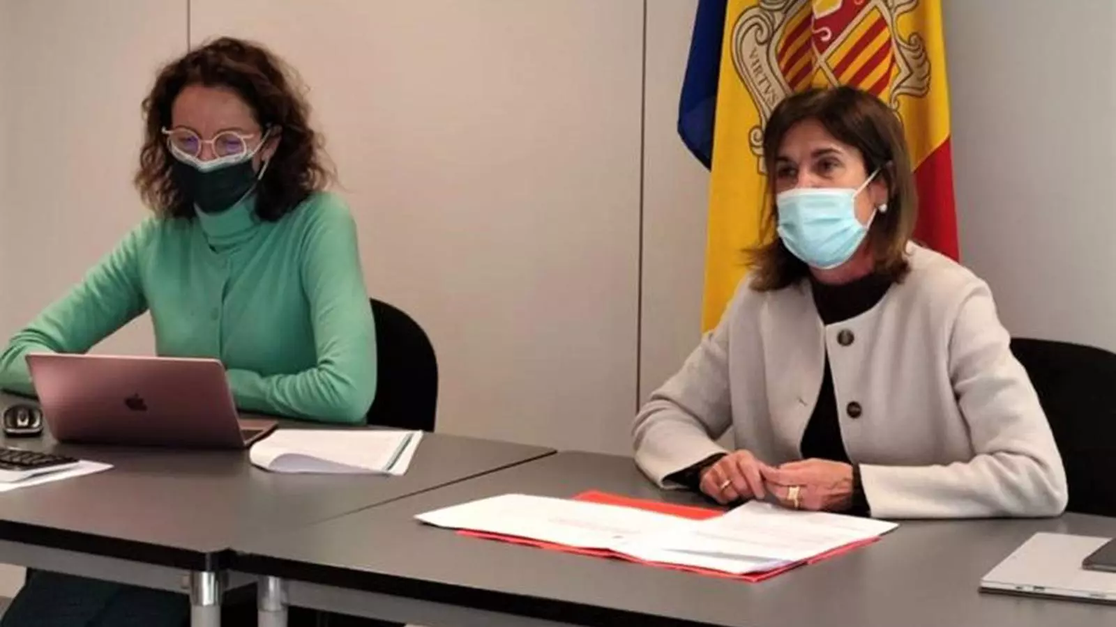 La ministra d'Educació i Ensenyament Superior, Ester Vilarrubla, durant la primera reunió de la comissió de seguiment de l'absentisme escolar.
