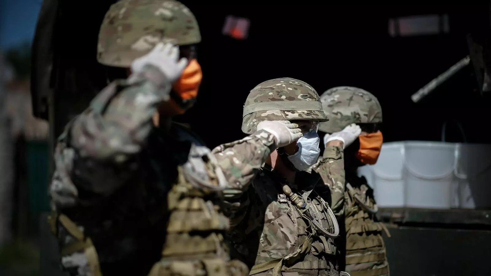Soldats de l'exèrcit argentí durant la pandèmia del coronavirus