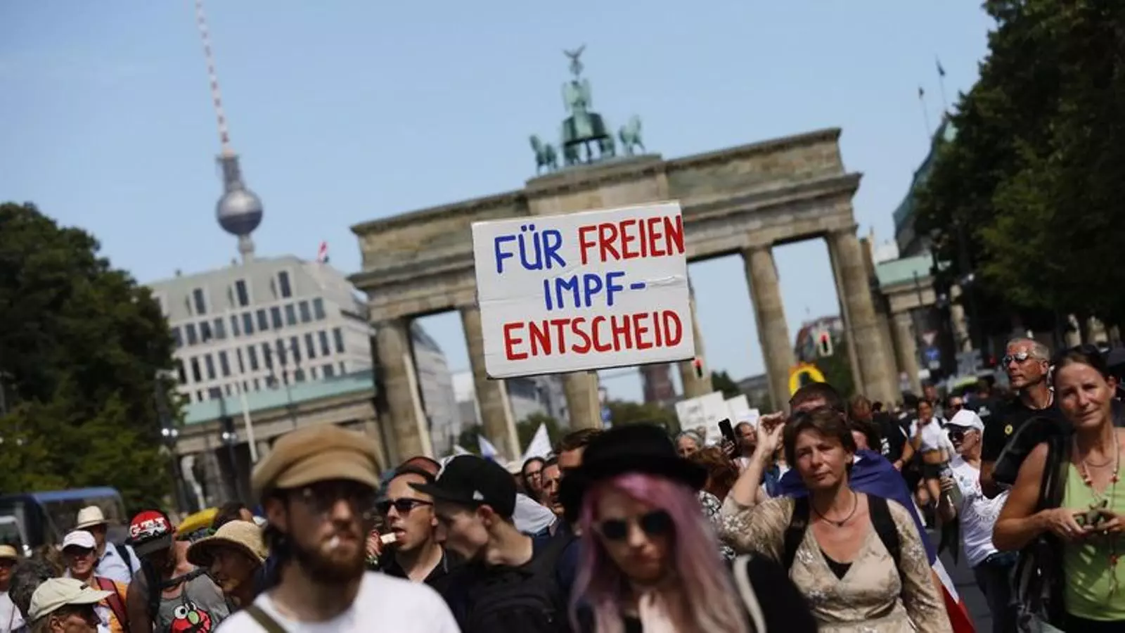 Manifestació negacionista del coronavirus a Berlín l'agost del 2020.