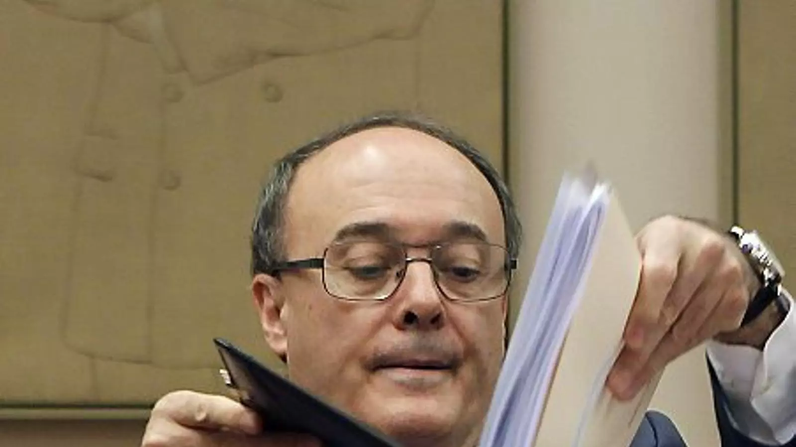 El governador del Banc d’Espanya, Luis María Linde, ahir al Congrés.