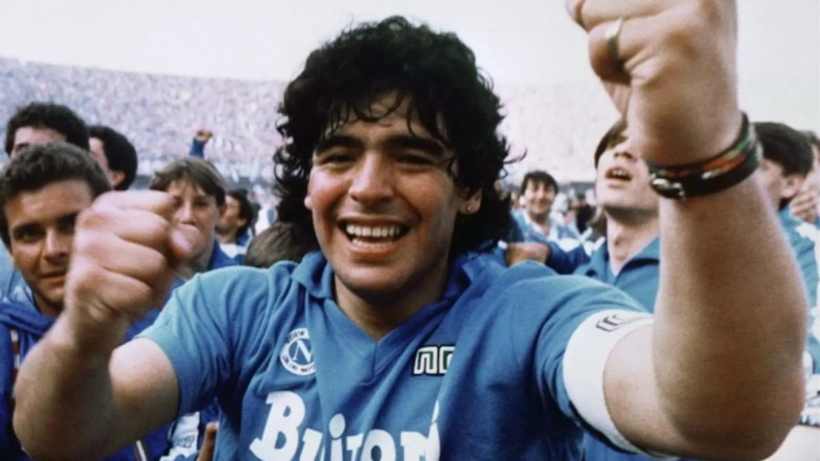 'Diego Maradona', retrat de l’apogeu i caiguda d’un home devorat pel seu propi mite