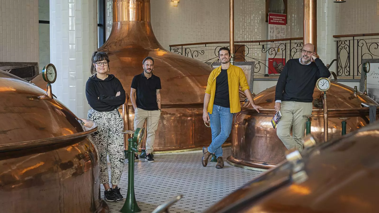 Els Catarres (Roser Cruells, Joan Riera i Èric Vergés) amb Jordi Basté a l'Antiga Fàbrica Estrella Damm
