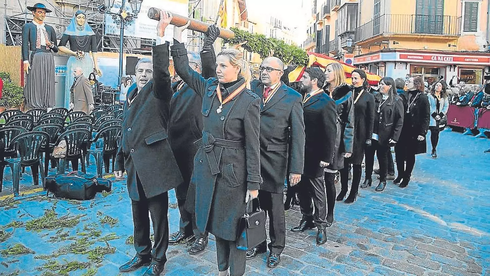 Enguany, els batles i consellers insulars podran acompanyar la corporació municipal, que surt de Cort, des del Consell fins a la Seu.
