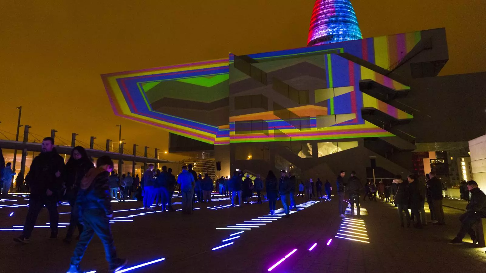Per primera vegada el festival «BCN Llum» es trasllada de Ciutat Vella a Poblenou, en un entorn més ampli que en les edicions anteriors