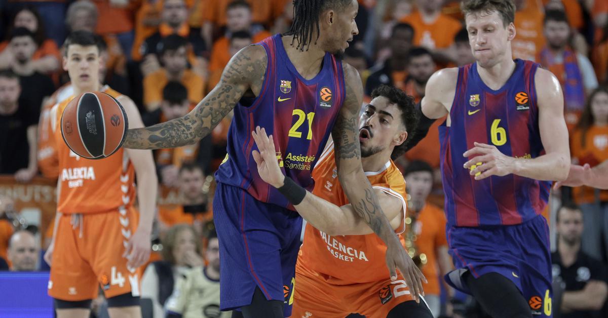 Barça defeats Valencia Basket: Joel Parra leads crucial victory | ACB Basketball