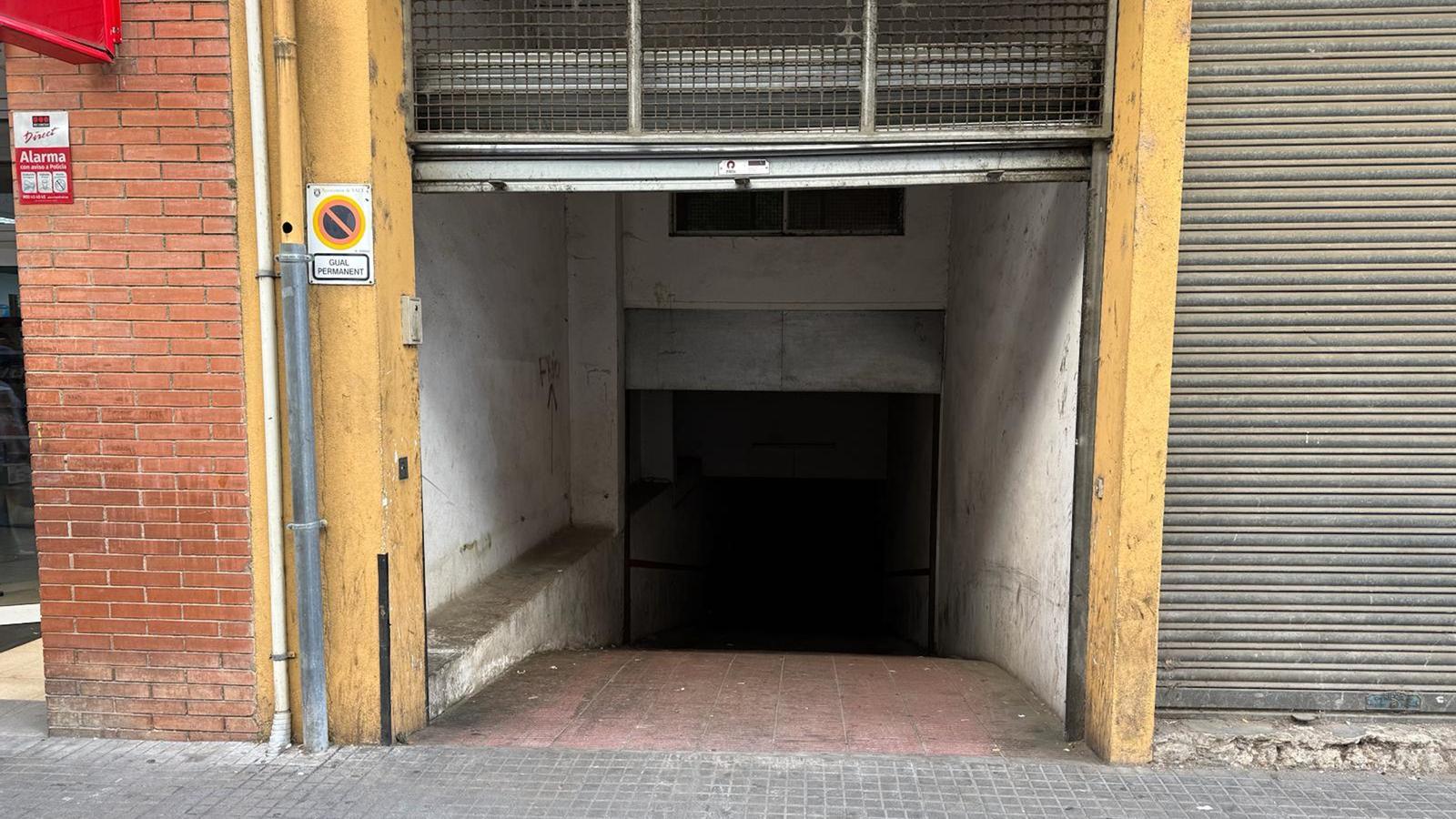 El garaje que ocupaban víctima y agresora.