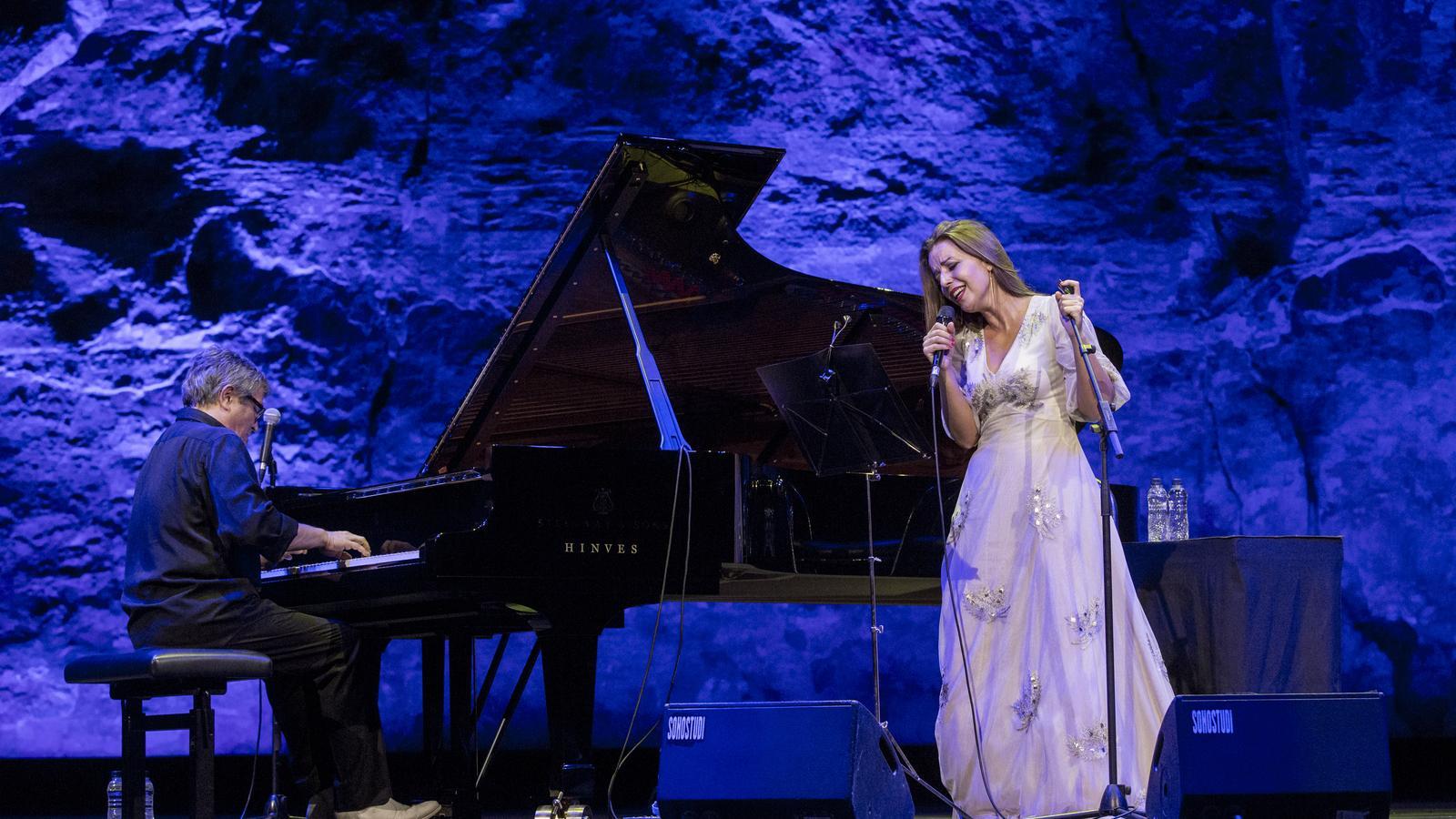 Un moment del concert de Chano Domínguez i Mariola Membrives