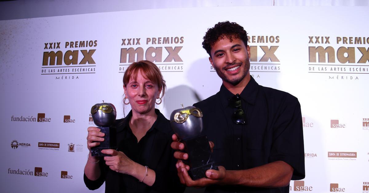 L'espectacle La tercera fuga, de Victoria Szpunberg, ha estat un dels grans guanyadors de la 29a edició dels premis Max, que s'han entregat aquest dilluns a la n...