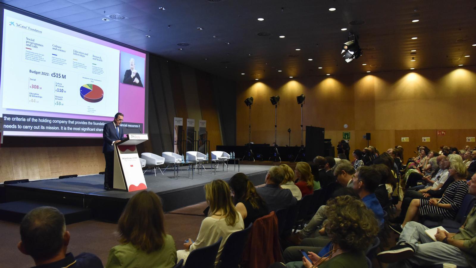 Imatge de la jornada inaugural del primer congrés de Philea, Philanthropy Europe Association, que reuneix més de 600 persones a Barcelona amb la Fundació “la Caixa” d’amfitriona