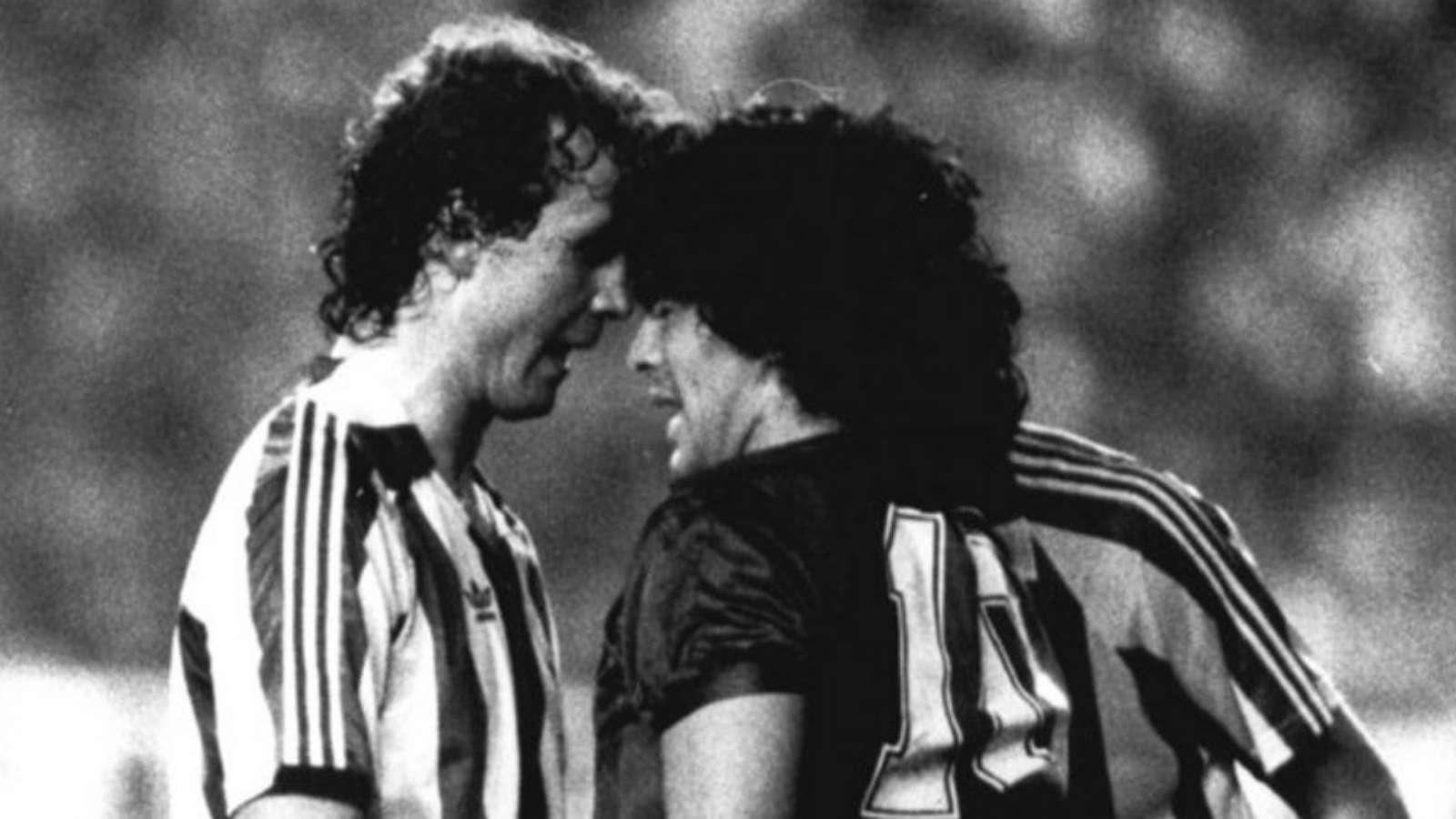 Maradona confronts an Athletic Club player at the 1984 Cup final.