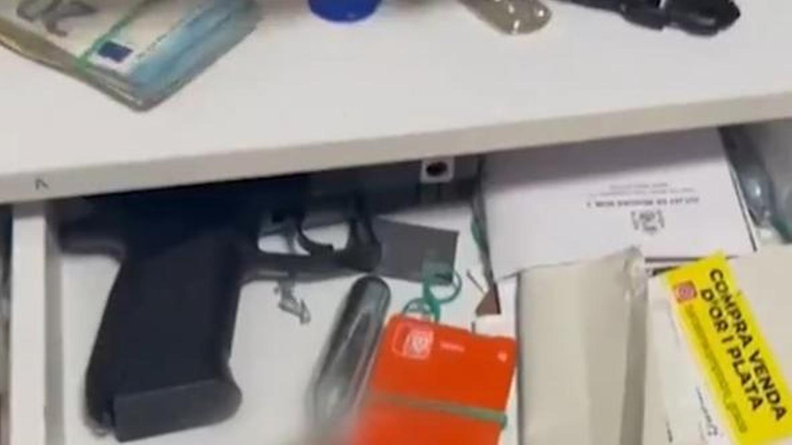 An image of the material seized from the young man