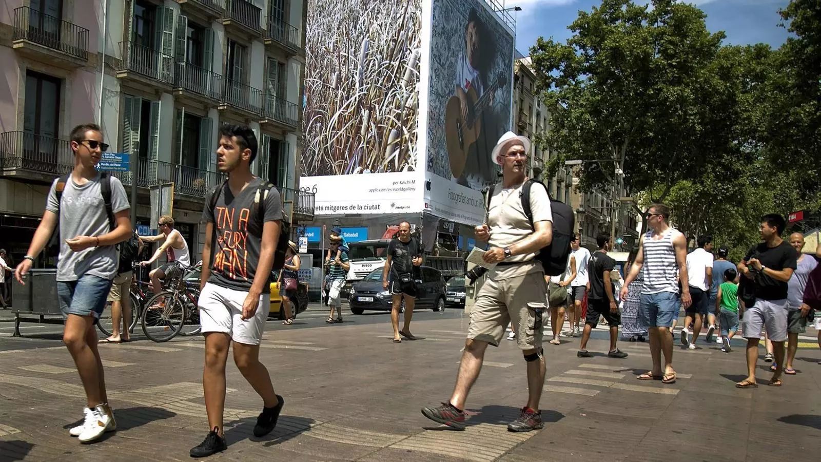 ¿És possible recuperar la Rambla per als barcelonins?