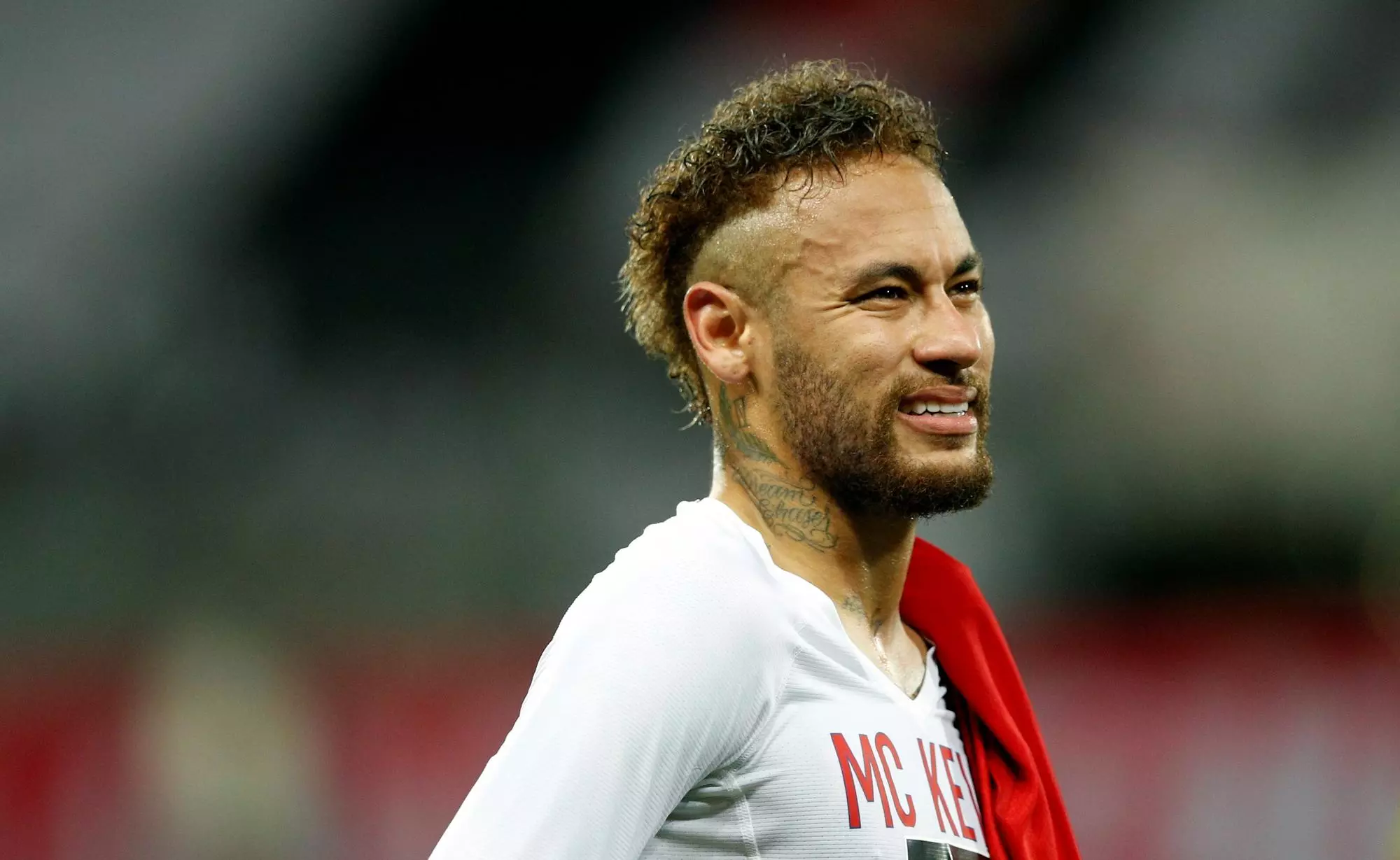 Neymar Jr. durant un partit contra el Brest.