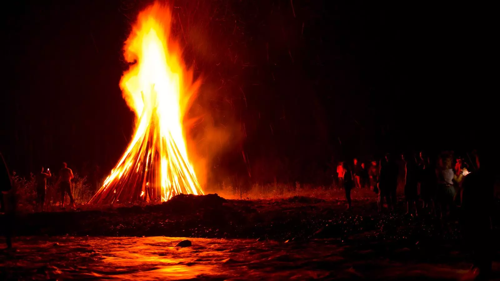 La celebració Ivan Kupala es celebra a Rússia, Bielorússia, Ucraïna i Polònia