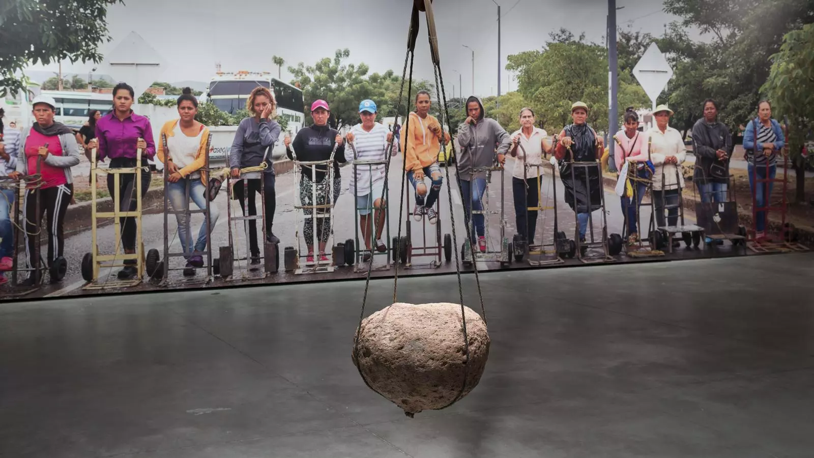 'La pedra' és l'exposició de Teresa Margolles