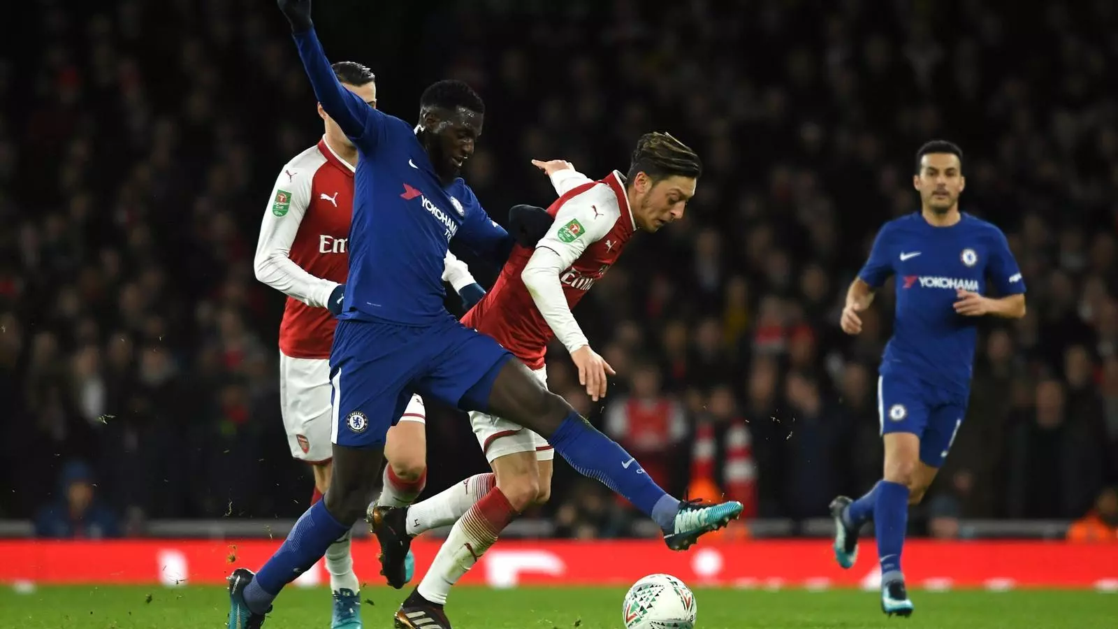 Una imatge del duel Arsenal-Chelsea