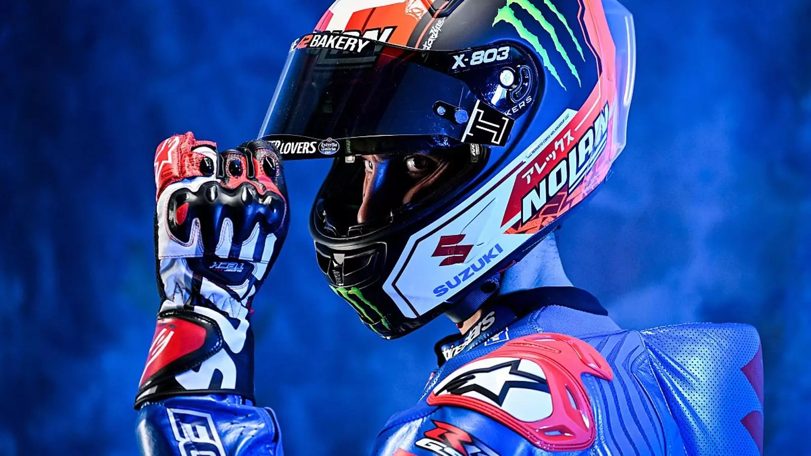 Àlex Rins seguirà portant la papallona de Pyrénées una temporada més.