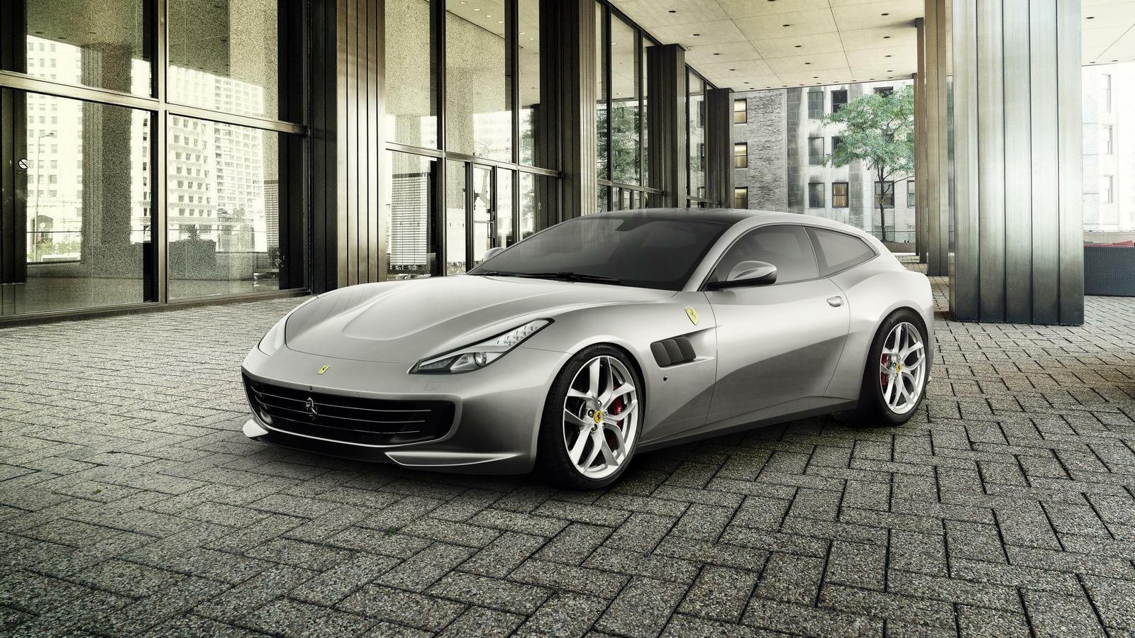 Ferrari crida a revisió més de 2.000 cotxes per risc d’incendi