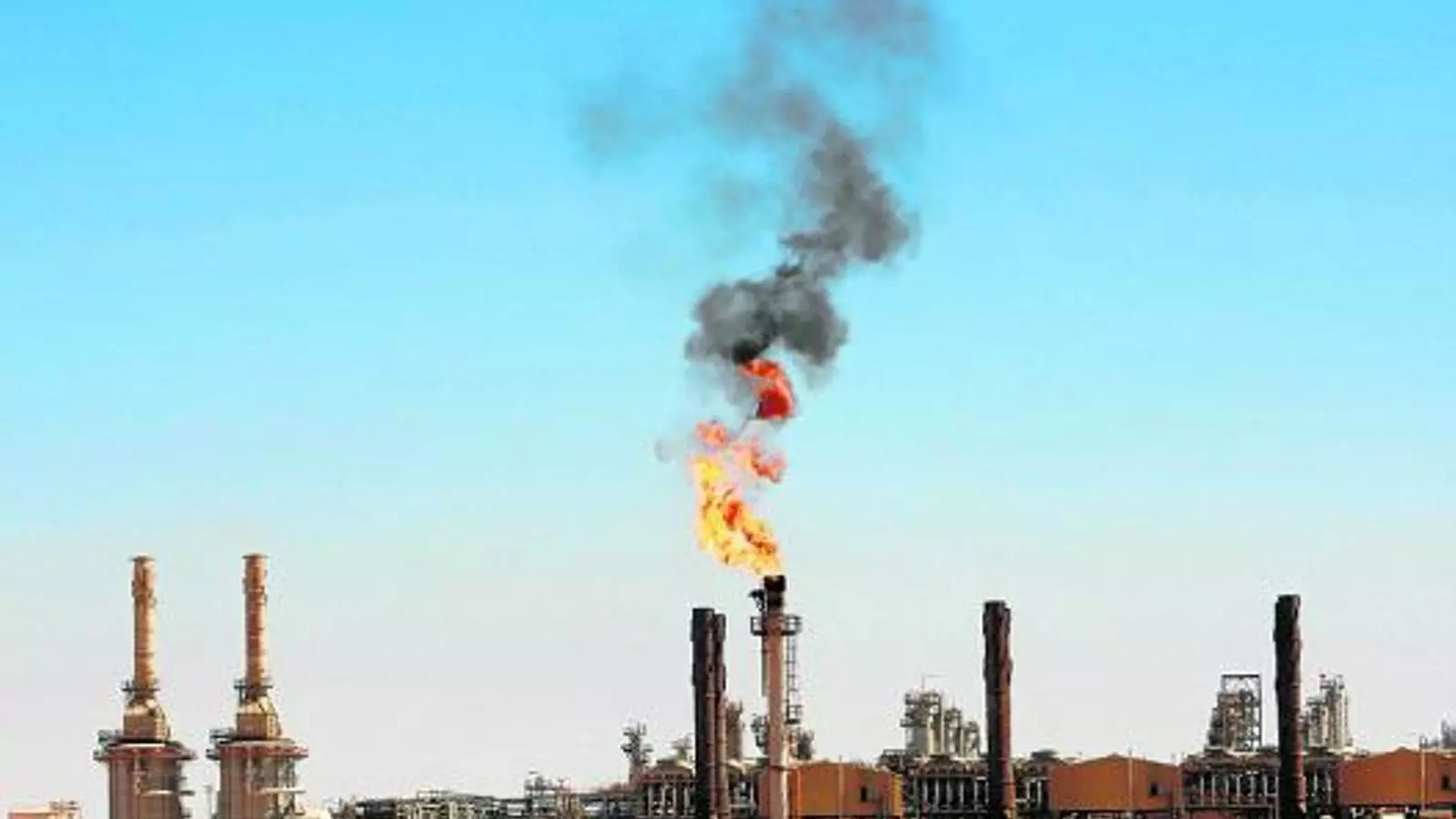 CAPACIDAD PARA CRECER
Algèria es el segundo país africano con más reservas de hidrocarburos, y ahora mismo es el tercer suministrador de gas natural de Europa, con una cuota del 15%. España, en cambio, importa de Algèria el 50% del gas que consume.