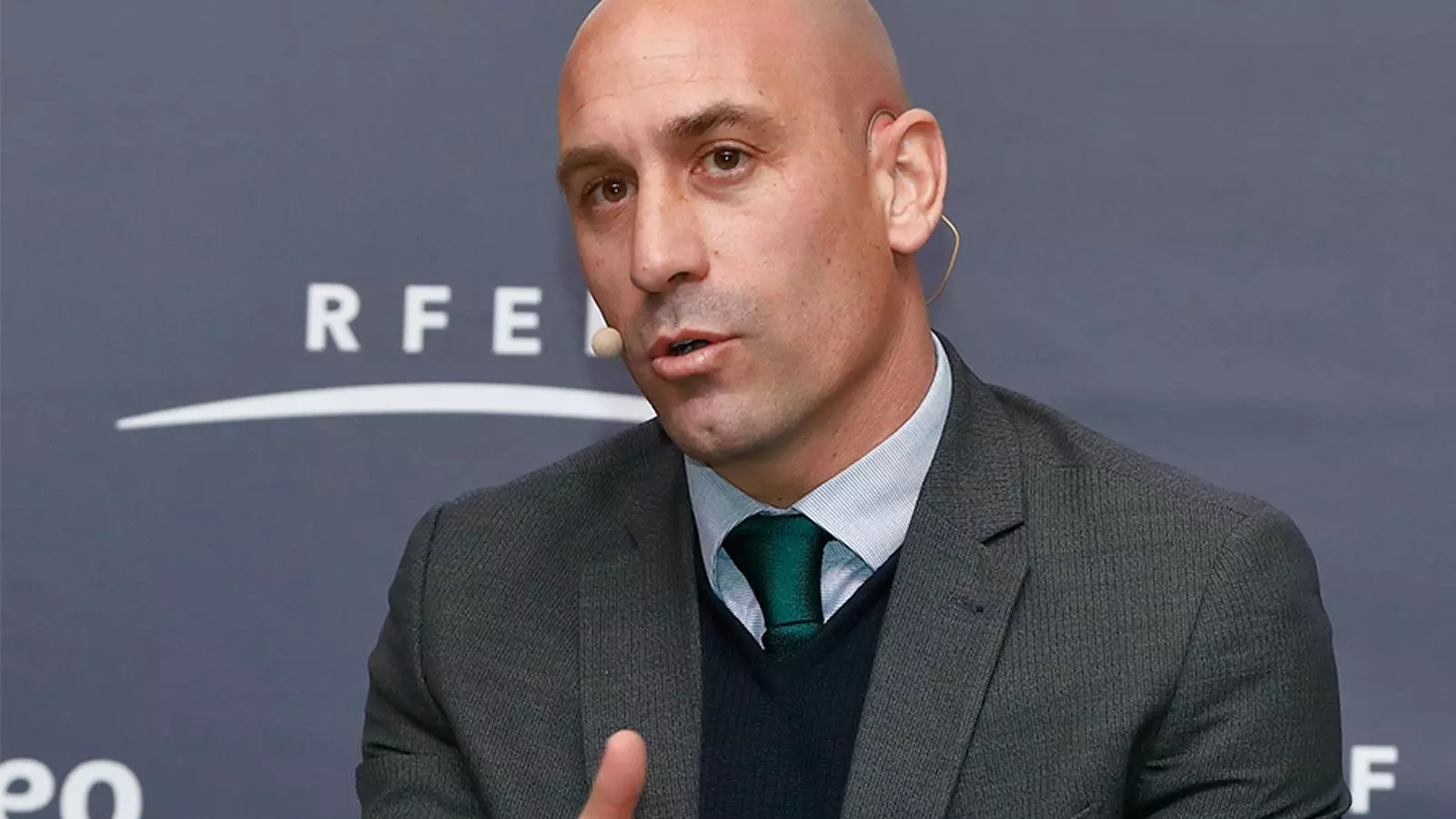 Luis Rubiales analitza la situació del futbol estatal