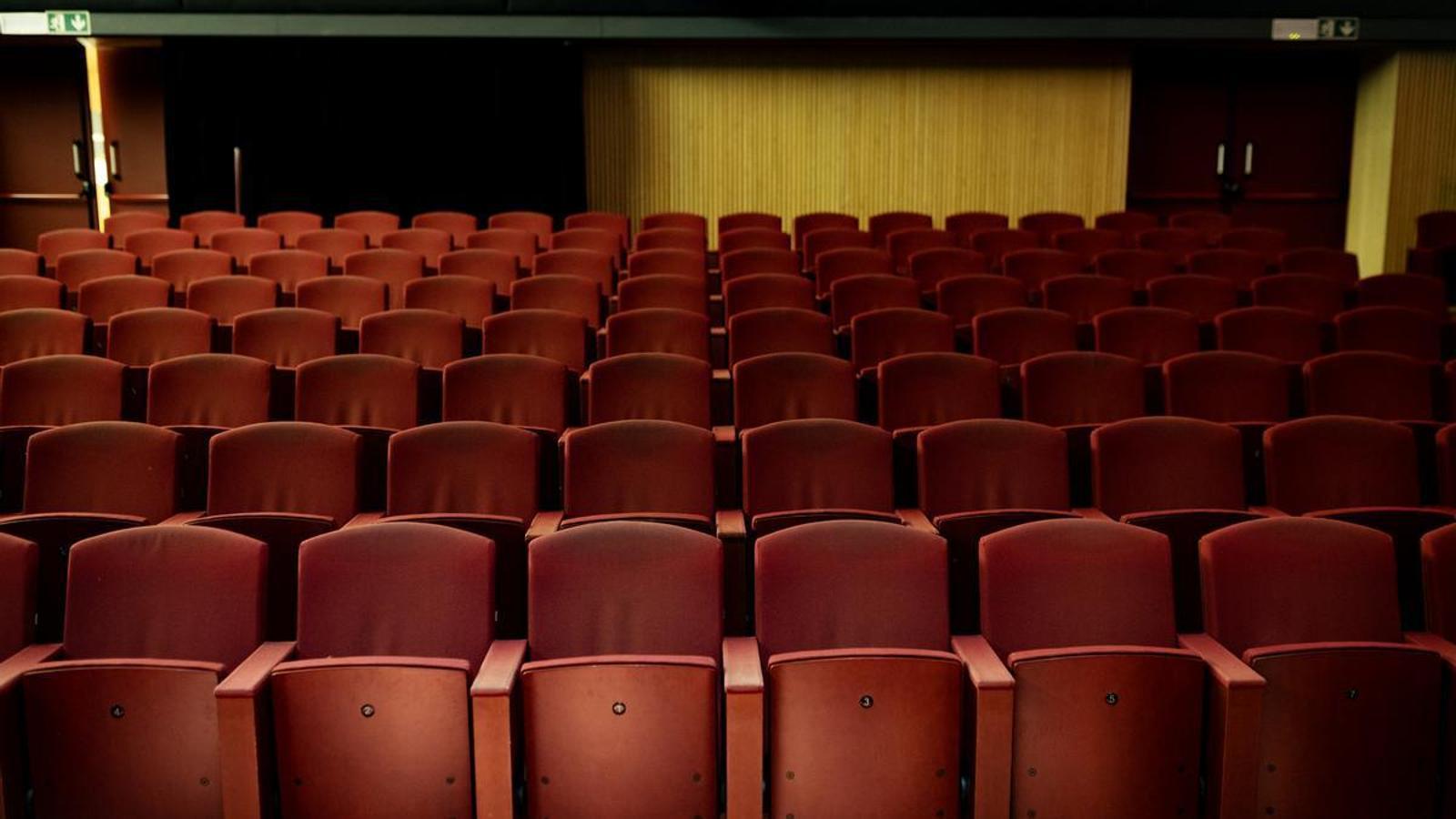 Stalls of the Laya hall of the Filmoteca de Catalunya.