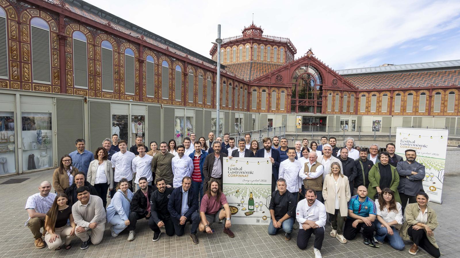 The president and the vice-president of Corpinnat, Pere Llopart and Roc Gramona, with winery producers and chefs