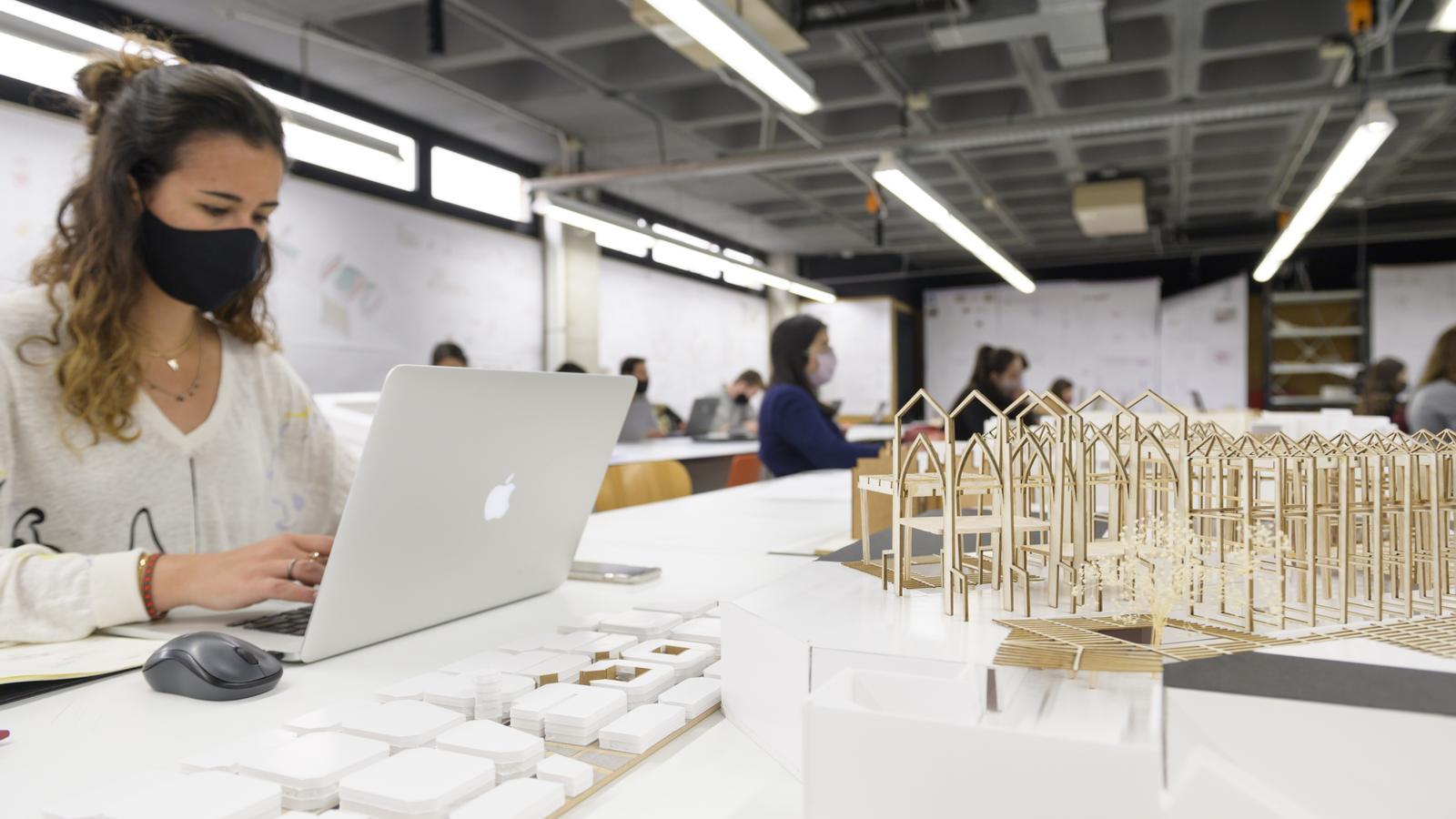 Estudiants de la UIC Barcelona School of Architecture