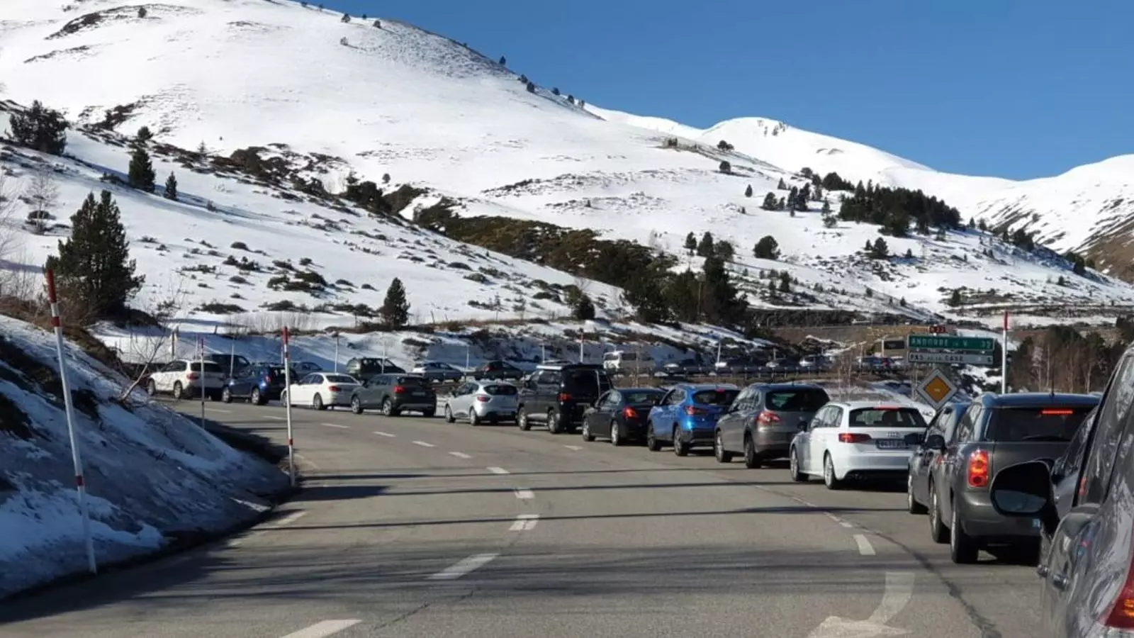 Cues per entrar a Andorra des de França.