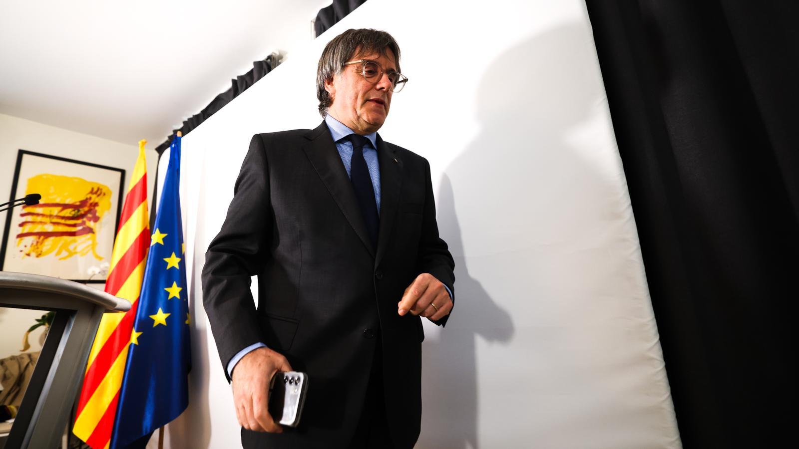 Carles Puigdemont durante la rueda de prensa que ofreció el 6 de octubre de 2026 en Waterloo.